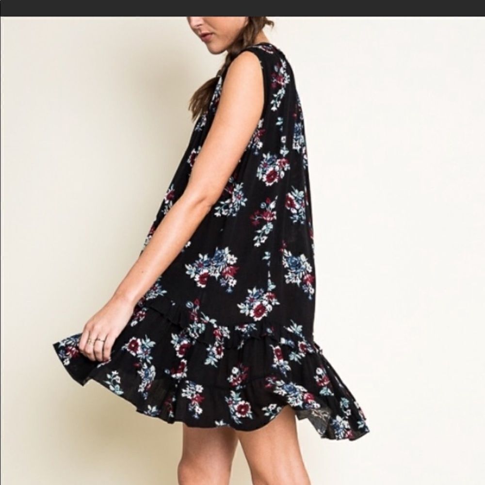 NWT Hayden Los Angeles High Low Dress Black Floral Bohemian Casual Loose Comfy M
